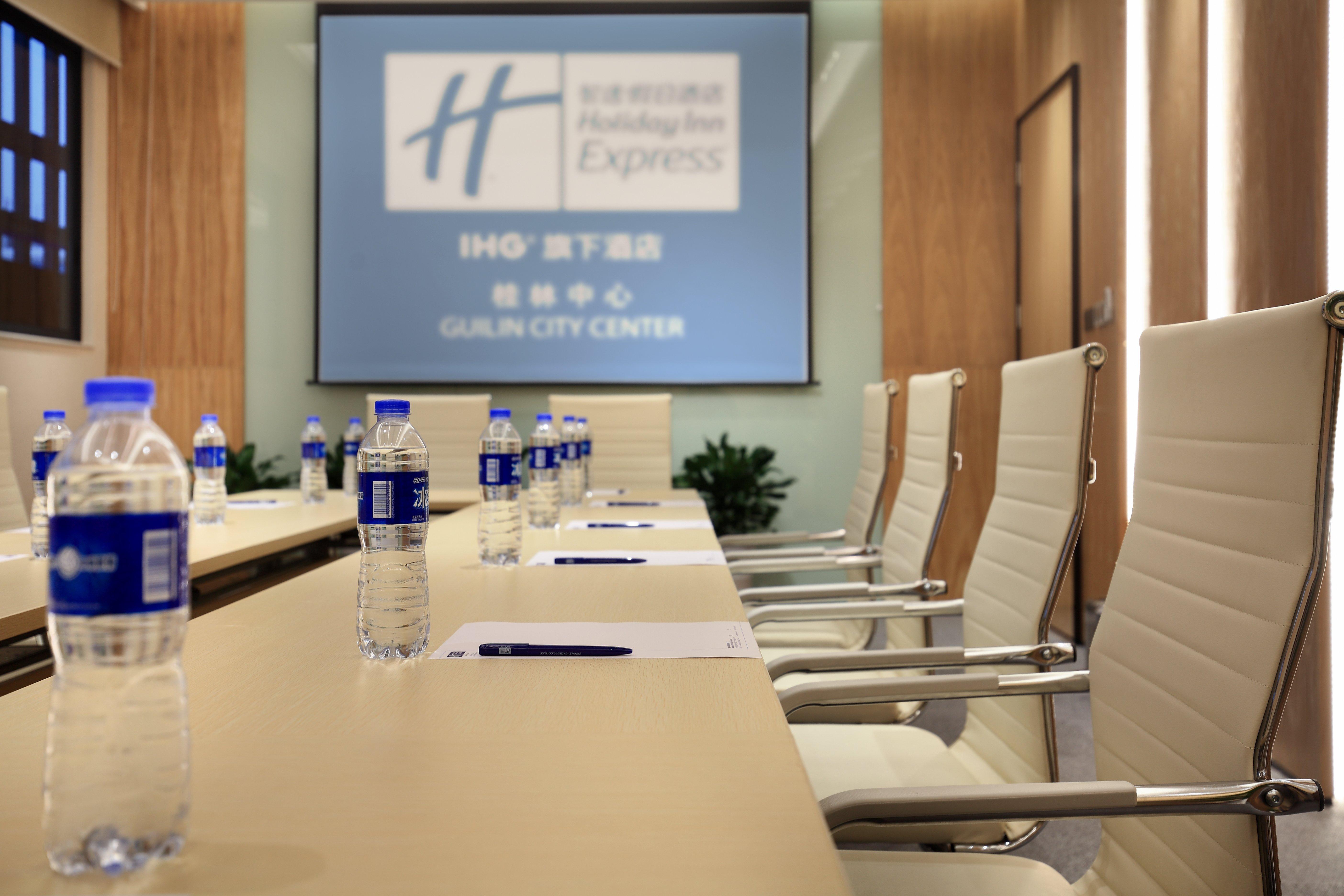 Holiday Inn Express Guilin City Center By Ihg מראה חיצוני תמונה